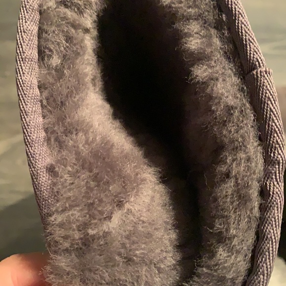 Ugg boots - Picture 3 of 4